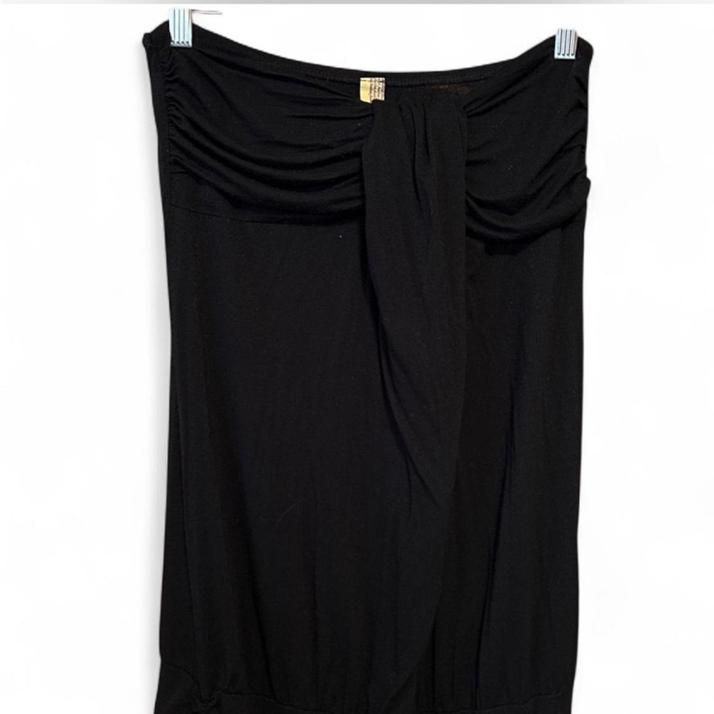 Elegant Black Strapless Dress